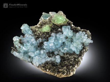 Crown of Chumar Bakhoor Aquamarine with Fluorite from Nagar Pakistan