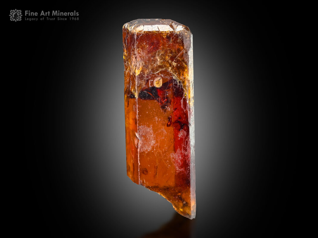 A remarkable crystal of bastnasite from Zagi, Pakistan