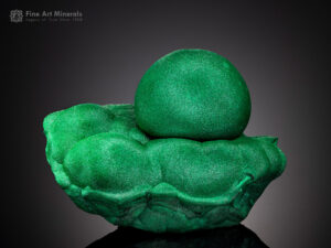 Malachite from Dikuluwe Mine in Kolwezi, Shaba Province, Democratic Republic of Congo.