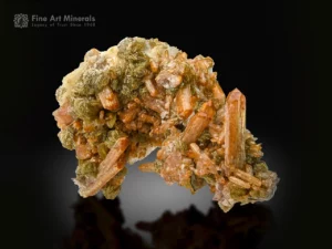 Well-terminated childrenite crystals with muscovite and albite association from Afghanistan, featuring a 2 cm main crystal in pristine condition