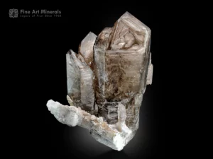 Enhydro window quartz specimen from Wana with a clear window and a moving water bubble