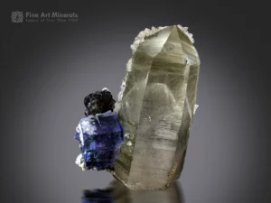 Fluorite crystal with quartz and calcite combination specimen from Yaogangxian Mine, Hunan, China.