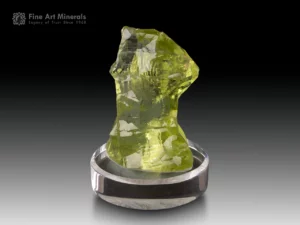 transparent golden green heliodor crystal floater with sculptural form