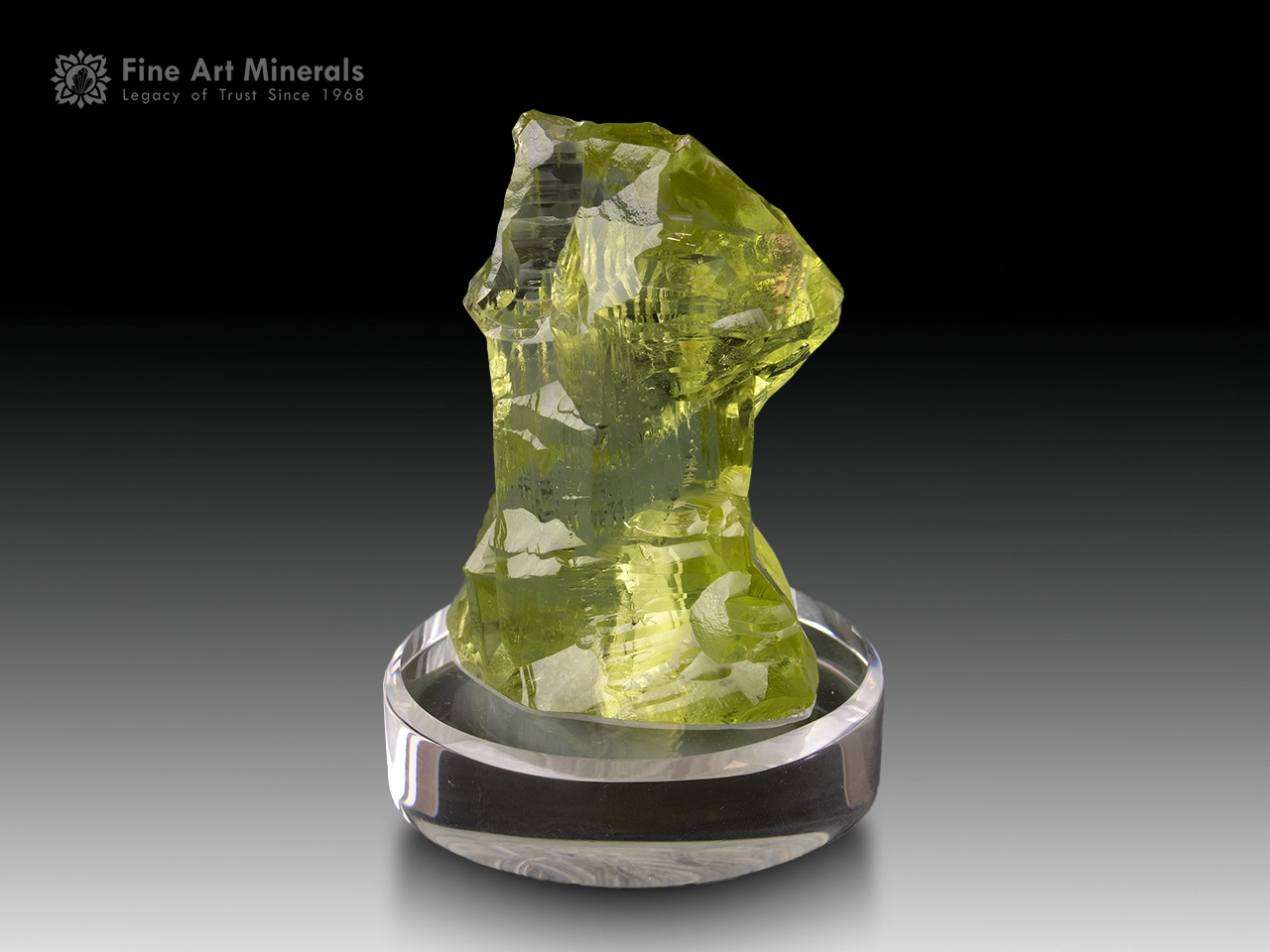 transparent golden green heliodor crystal floater with sculptural form